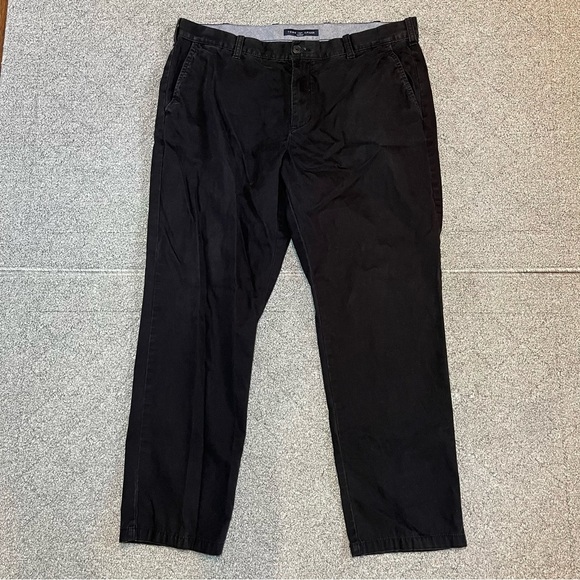 Tommy Hilfiger Chino Pants Mens Size 38X29 Black Regular Straight Fit - Picture 1 of 10